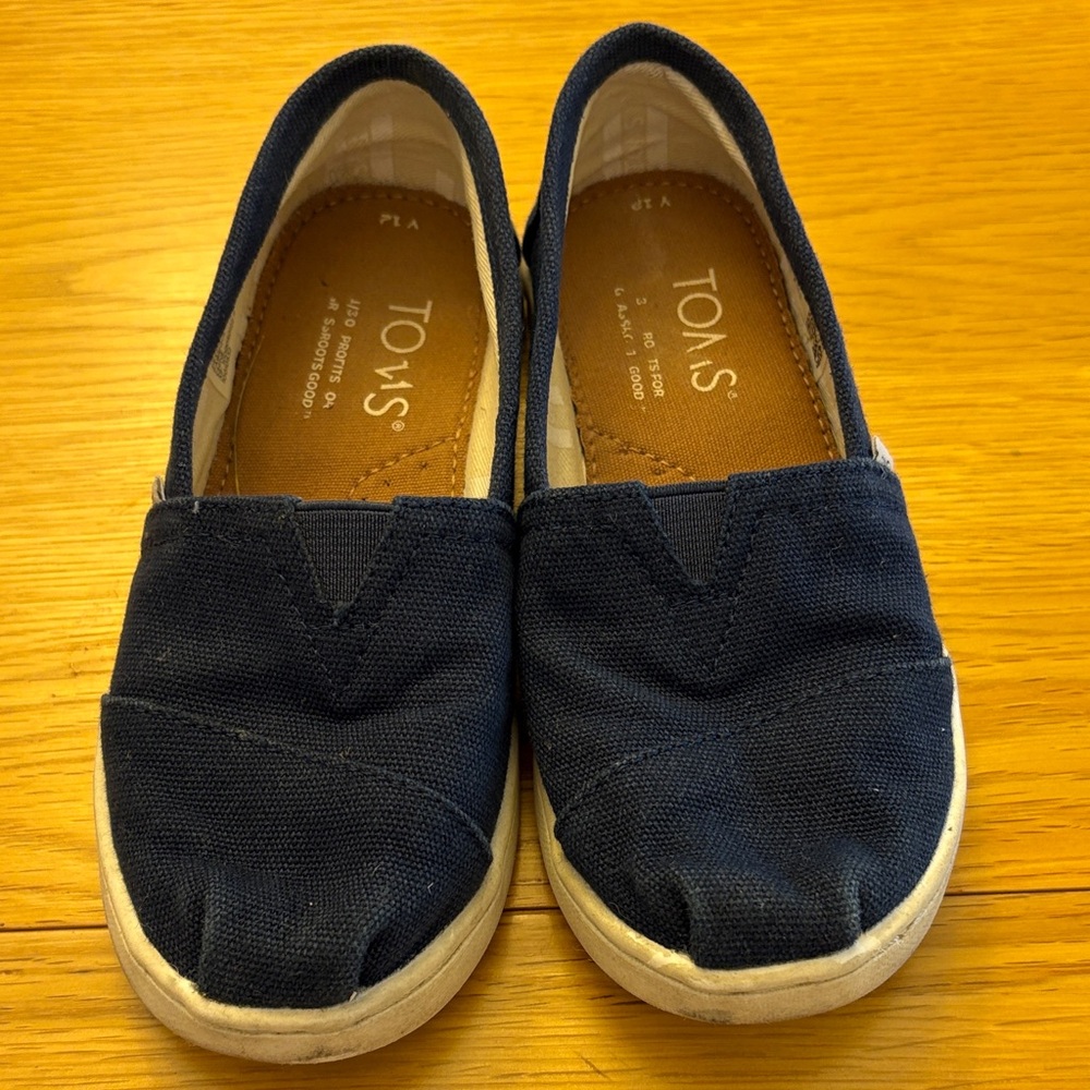 TOMS Kids Navy Blue Canvas Slip-On Moccasins US 12 (Toddler)